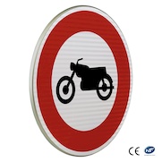 Panneau B9h - Accès interdit aux motocyclettes